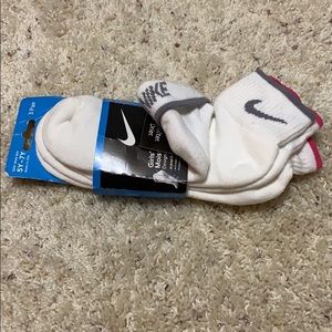 Nike socks (3 pairs)